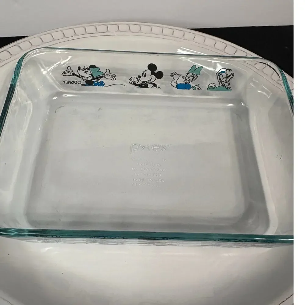 Vintage Disney Pyrex 7x5x2 Glass Baking Dish